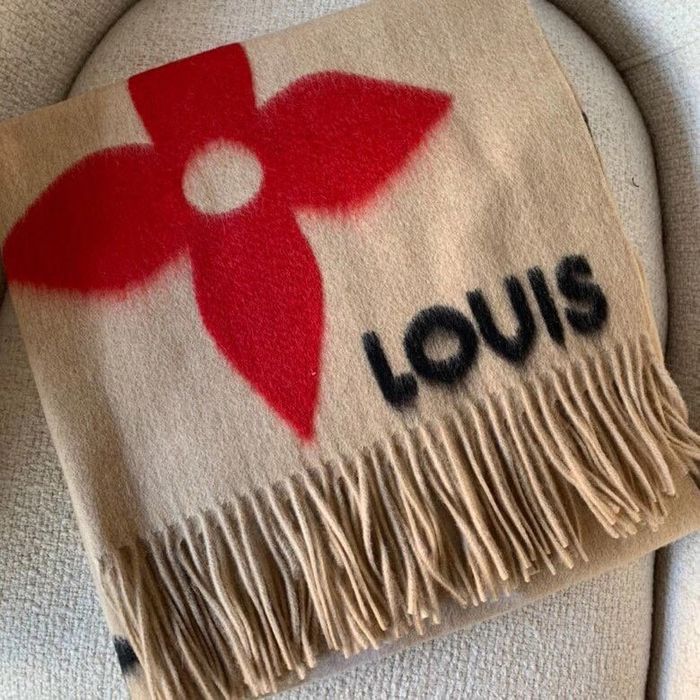 Louis Vuitton Scarf LV00062